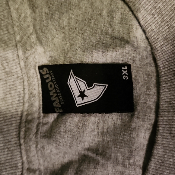 Famous 3XL Men's Tshirt - Picture 2 of 5